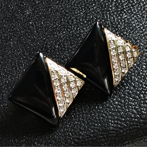 Vintage Costume Jewelry Collection - Picture 10 of 16